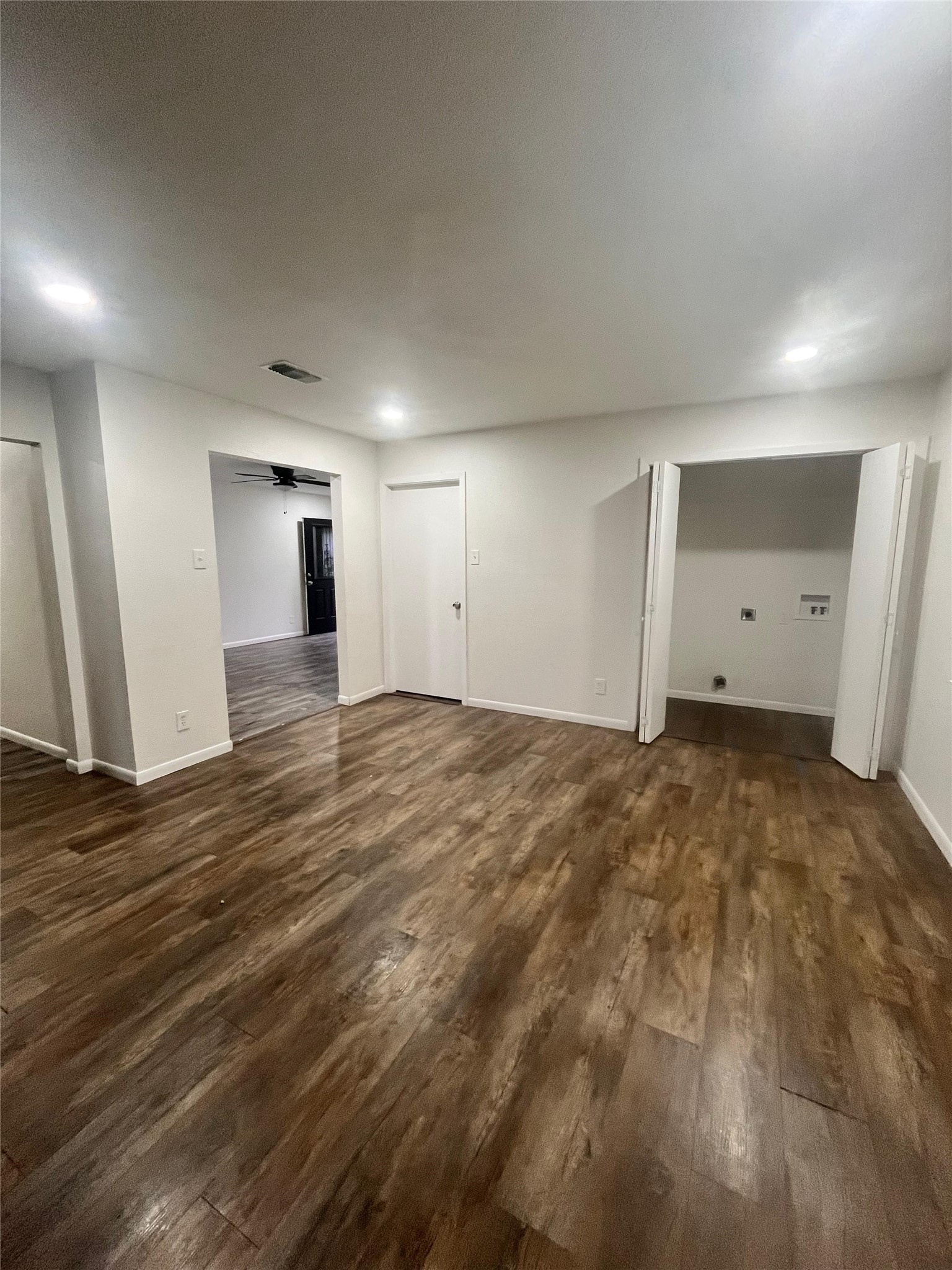 1209 Grinnell Street Dallas TX 75216