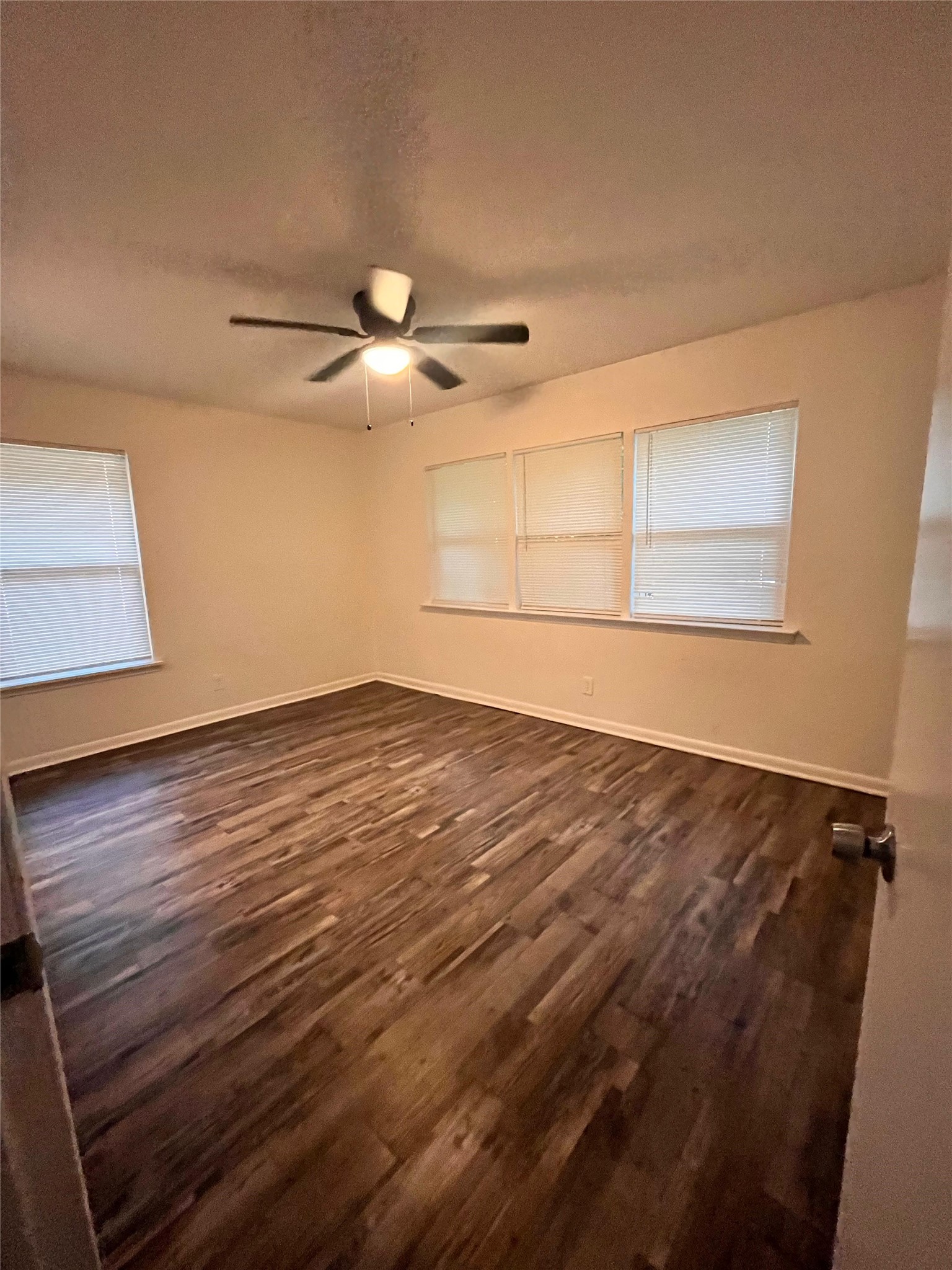 1209 Grinnell Street Dallas TX 75216
