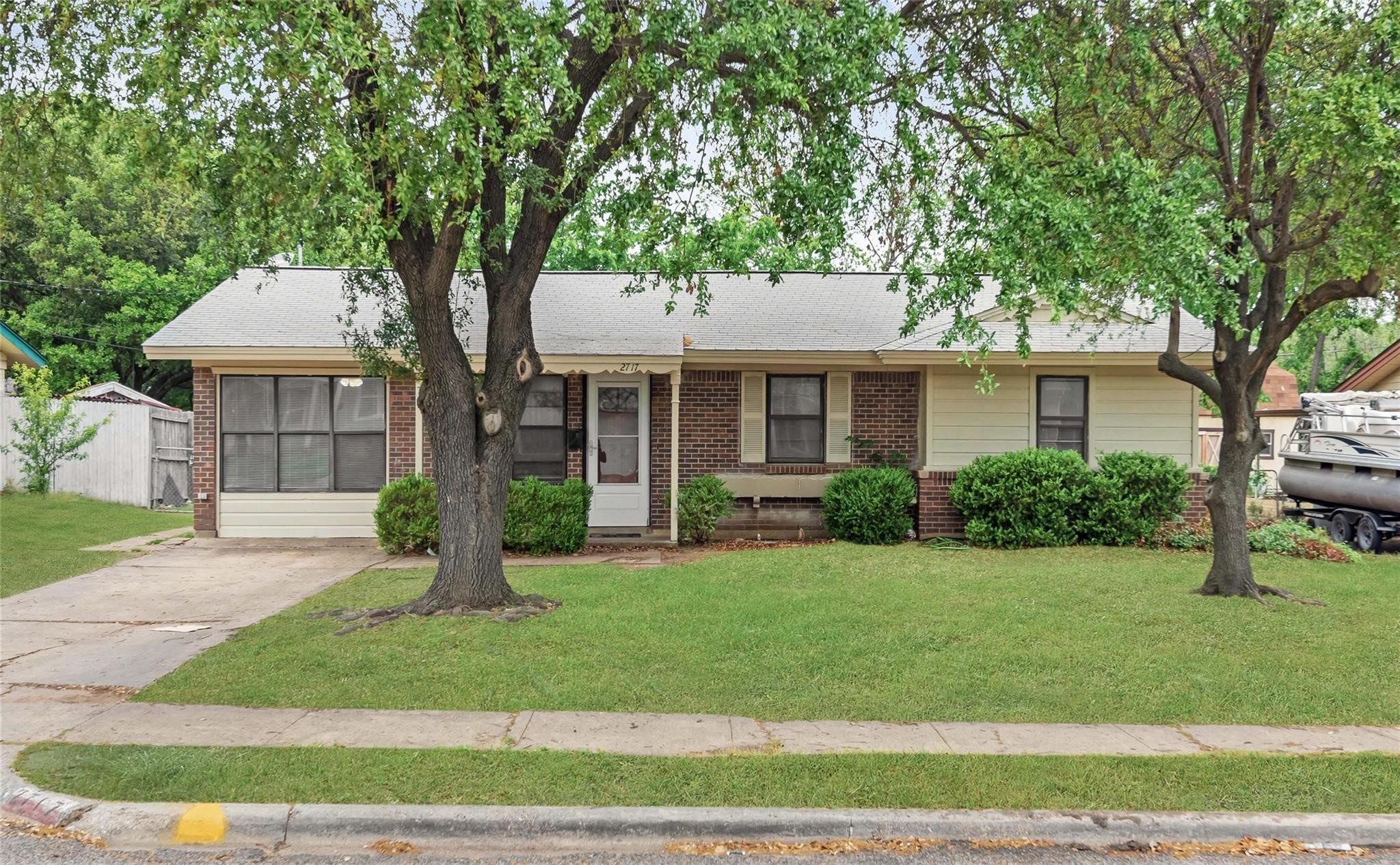 2717 Wesleyan Drive Irving TX 75062