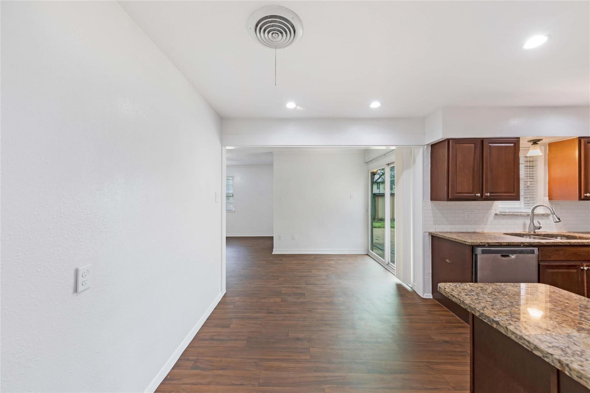 2717 Wesleyan Drive Irving TX 75062