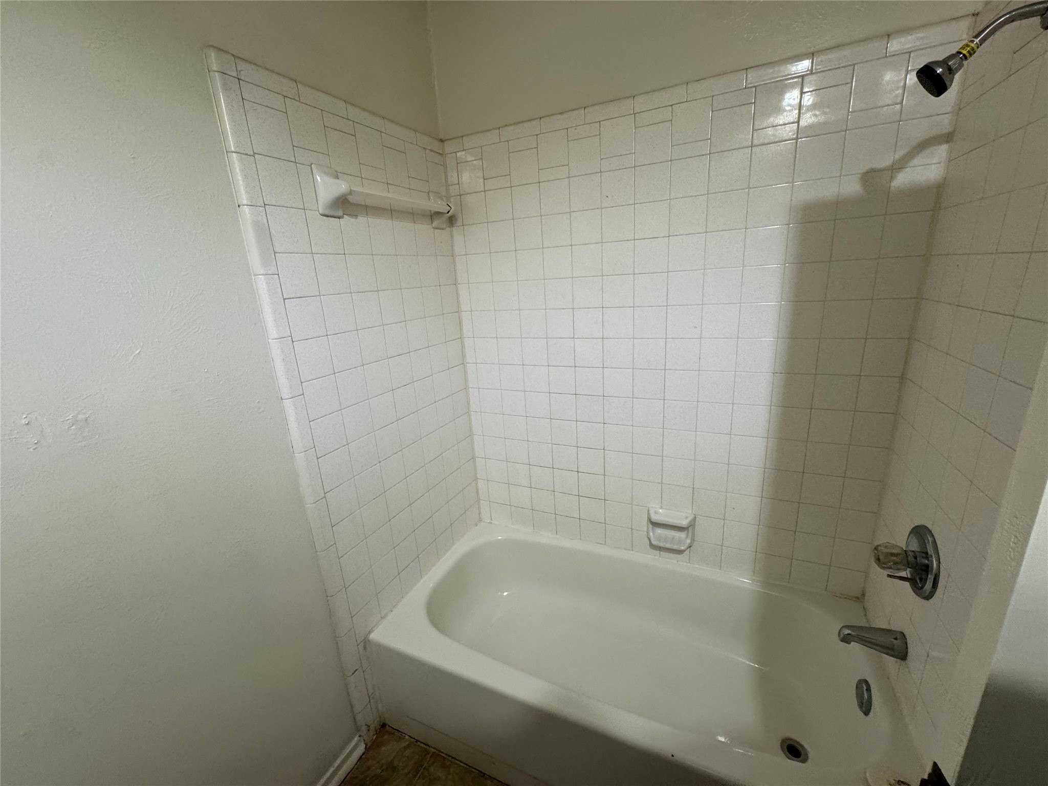 5604 Macgregor Drive Haltom City TX 76148