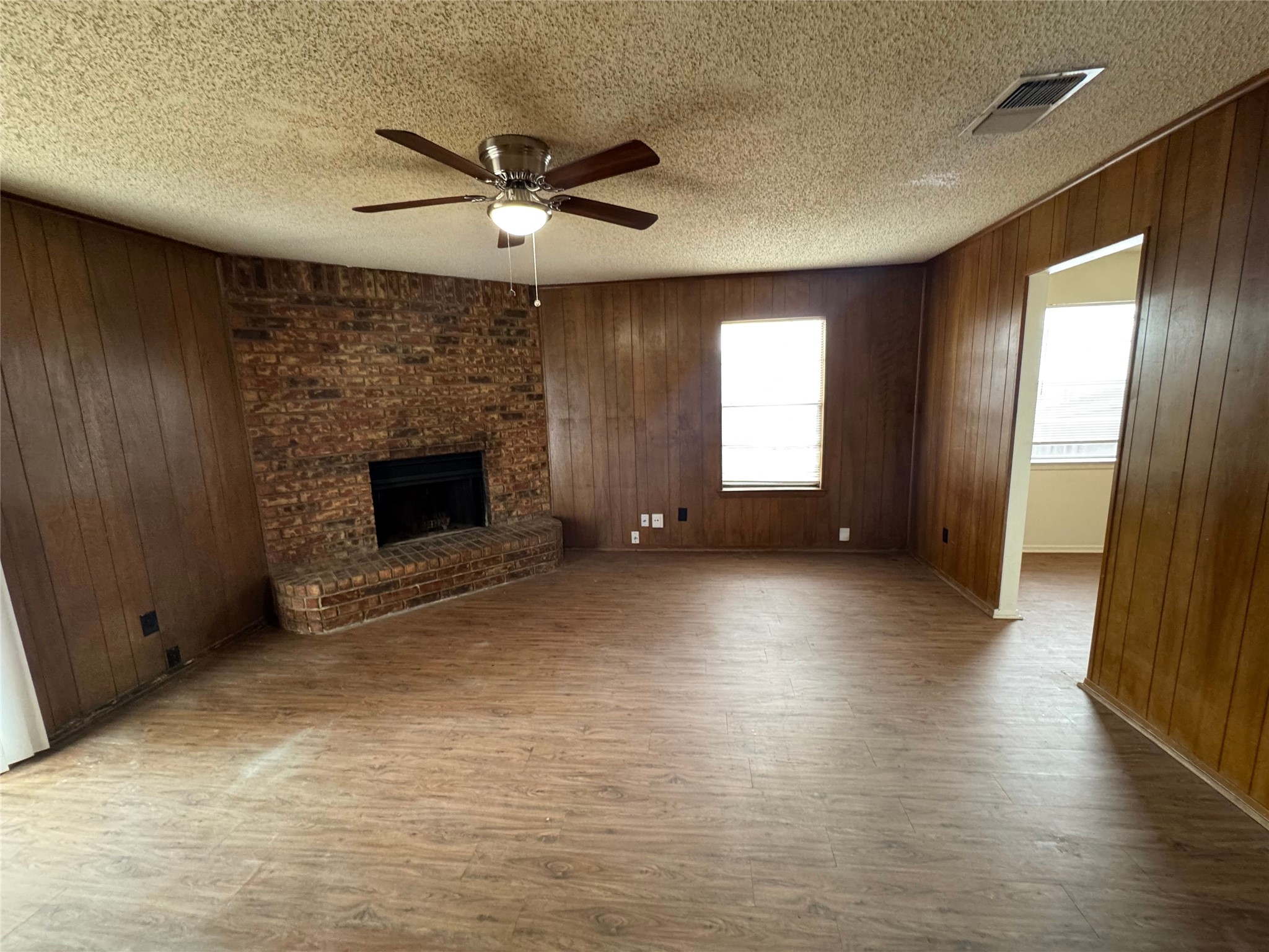 5604 Macgregor Drive Haltom City TX 76148