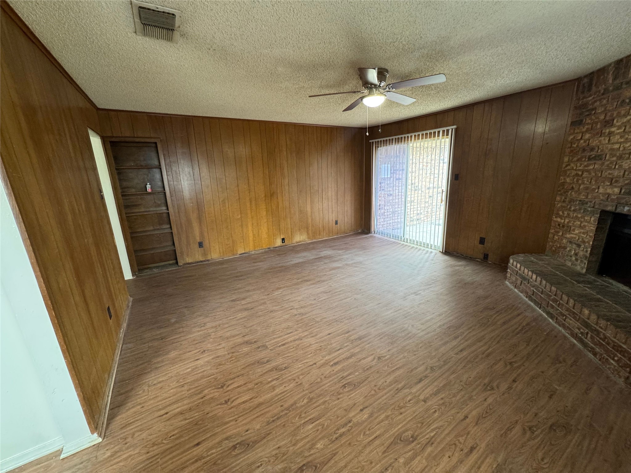 5604 Macgregor Drive Haltom City TX 76148