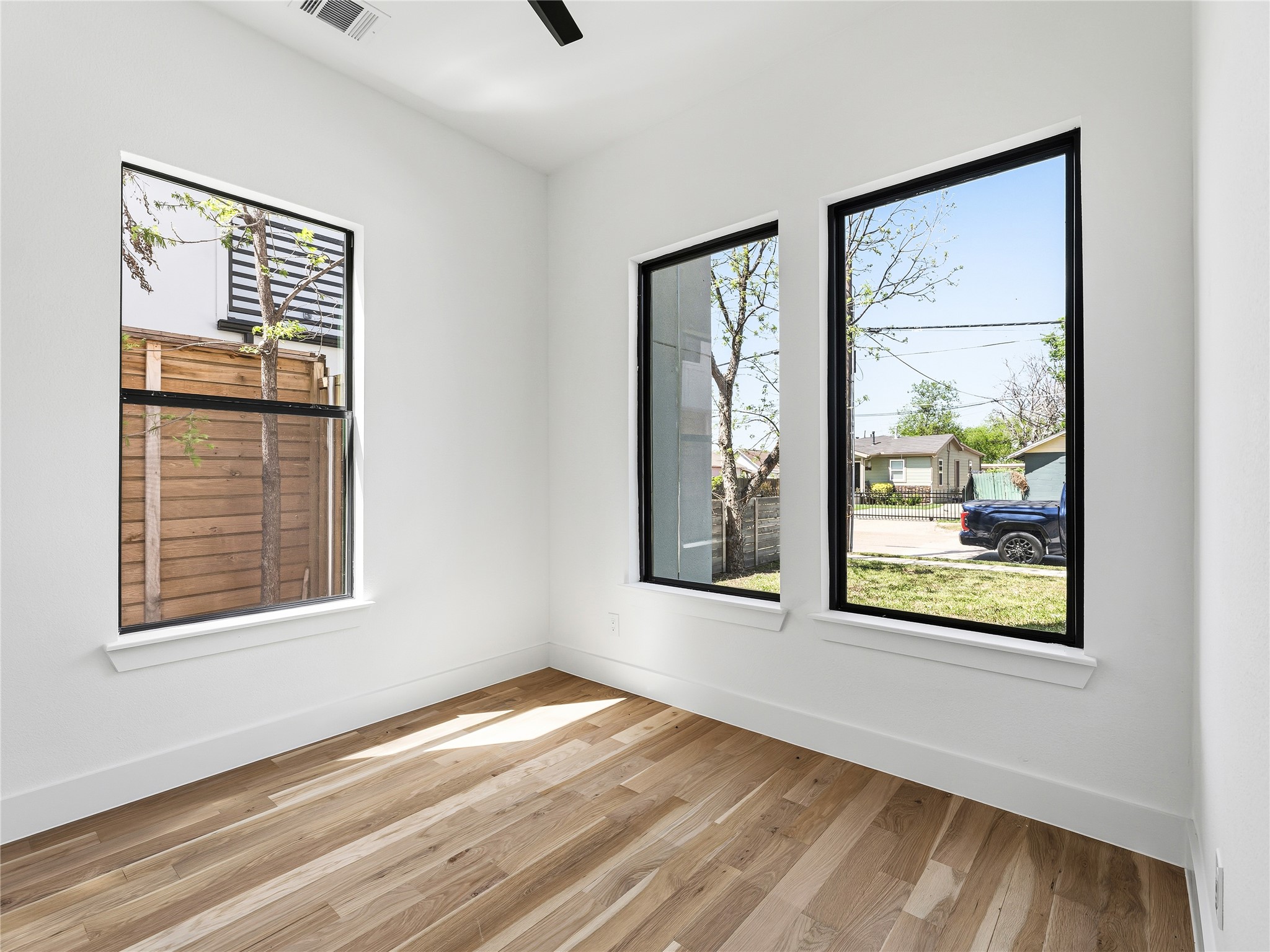 1958 Toronto Street Dallas TX 75212