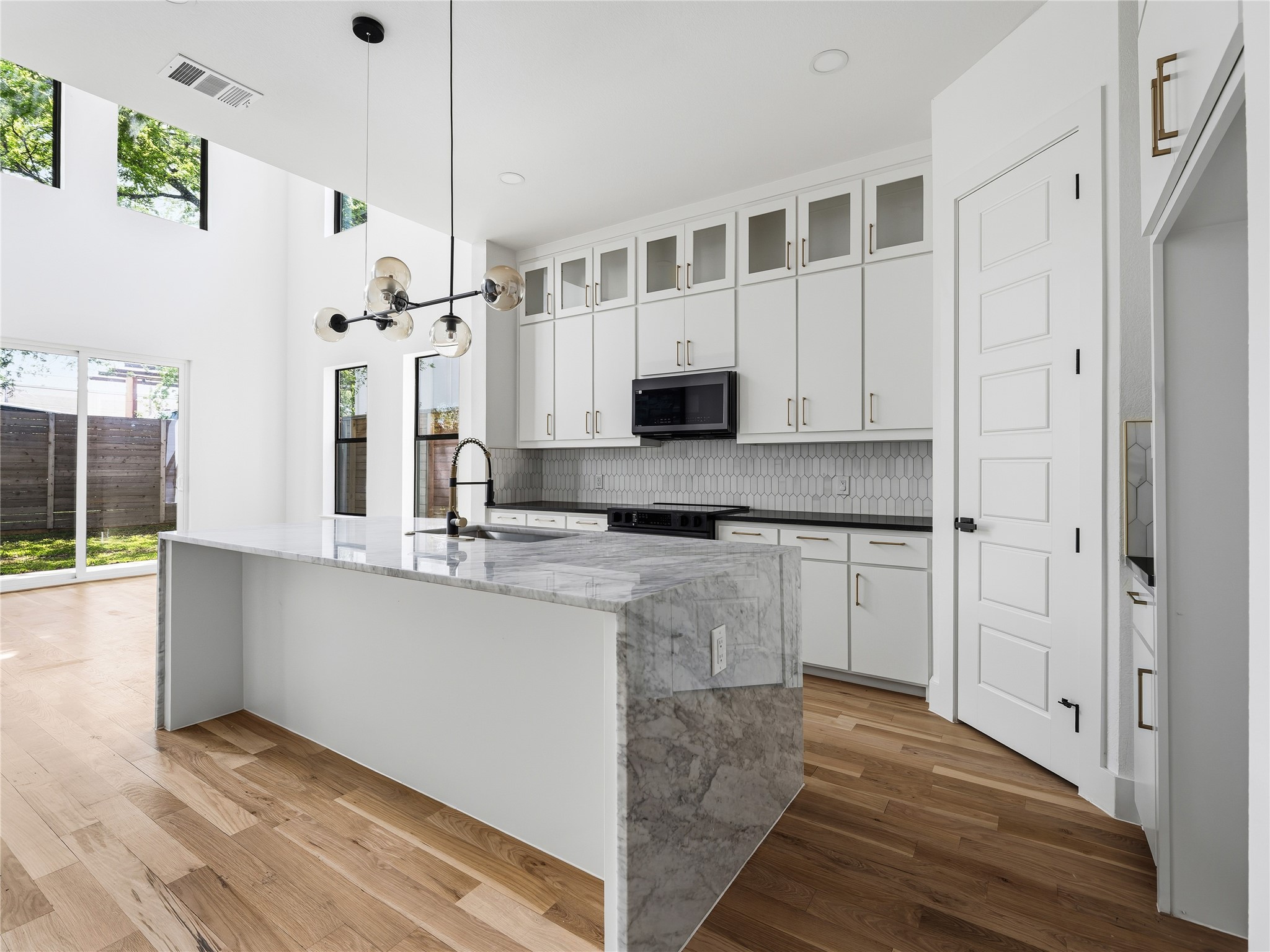 1958 Toronto Street Dallas TX 75212