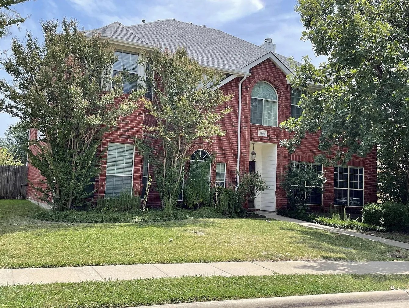 1233 Mcmahan Drive Lewisville TX 75077