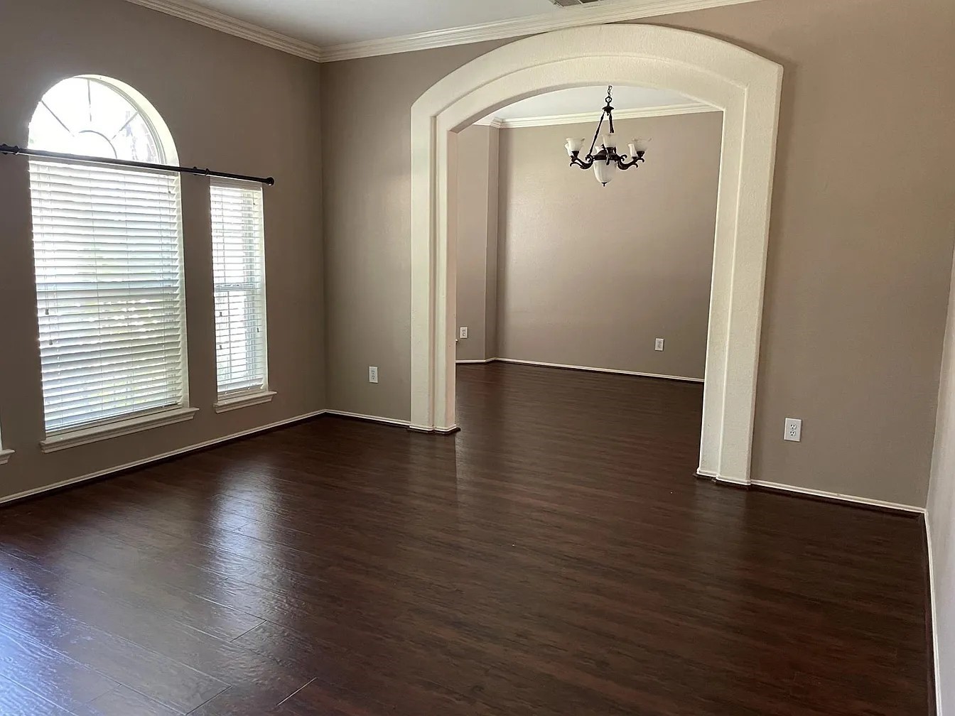 1233 Mcmahan Drive Lewisville TX 75077