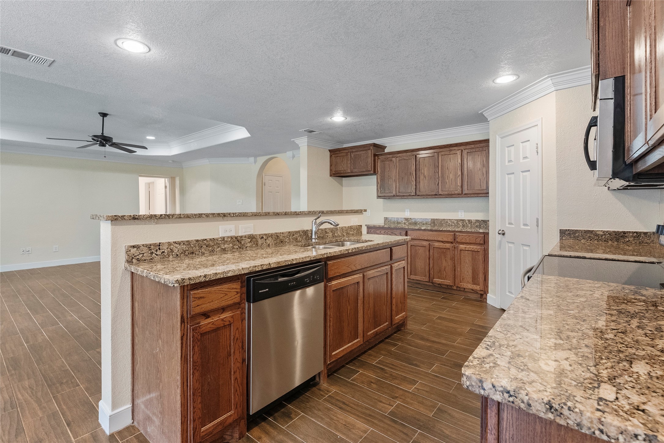 750 S Valentine Drive Sherman TX 75090