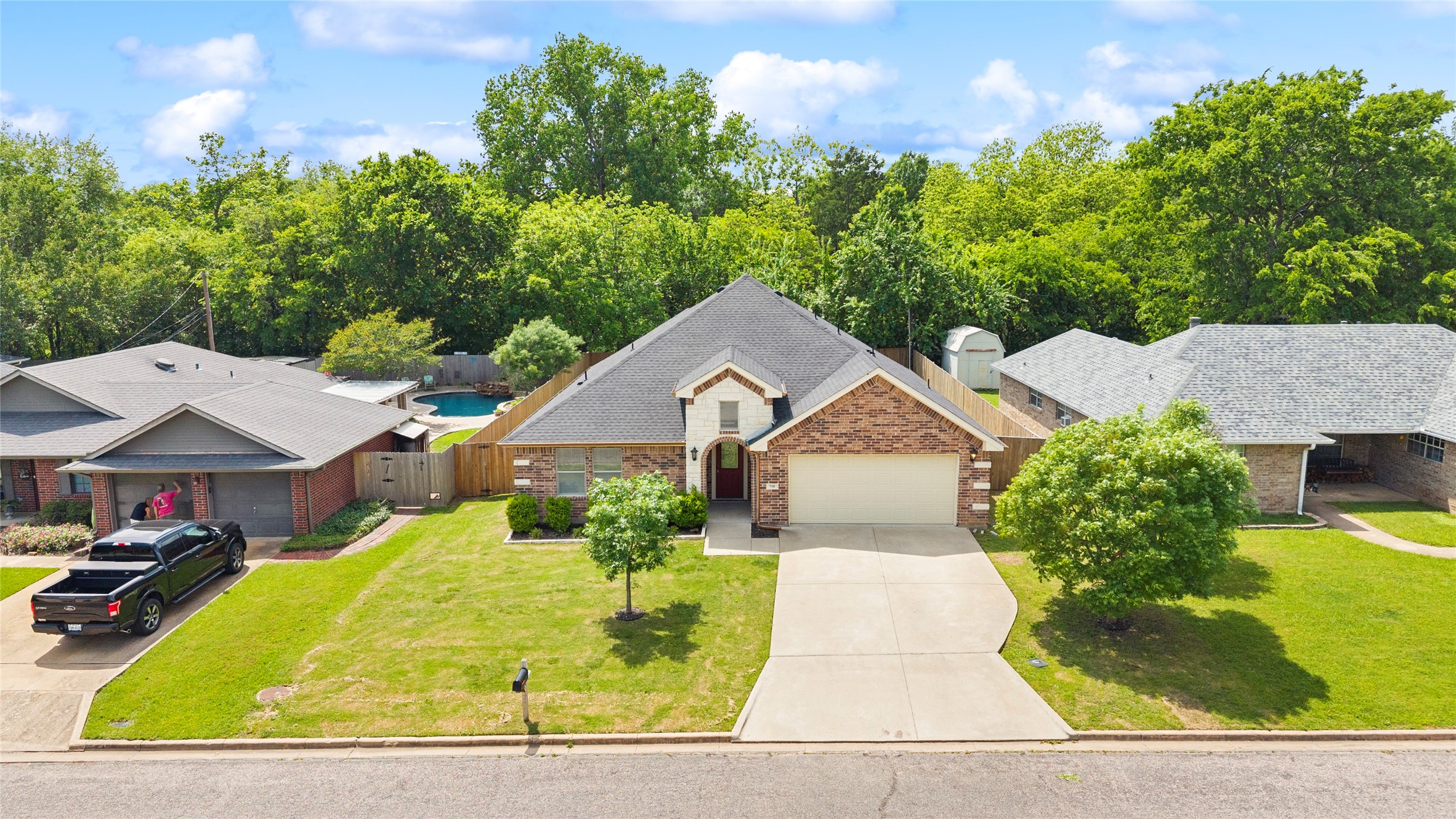 750 S Valentine Drive Sherman TX 75090