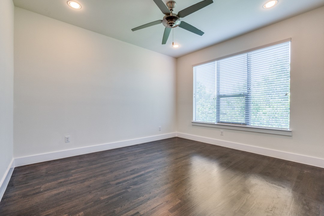3023 Clamath Drive Dallas TX 75204
