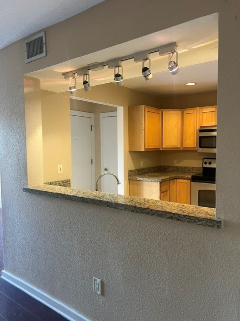 4777 Cedar Springs Road Dallas TX 75219