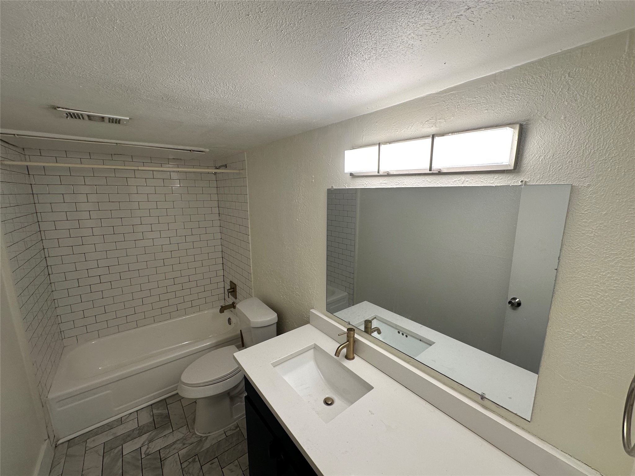 2211 S Vernon Avenue Dallas TX 75224