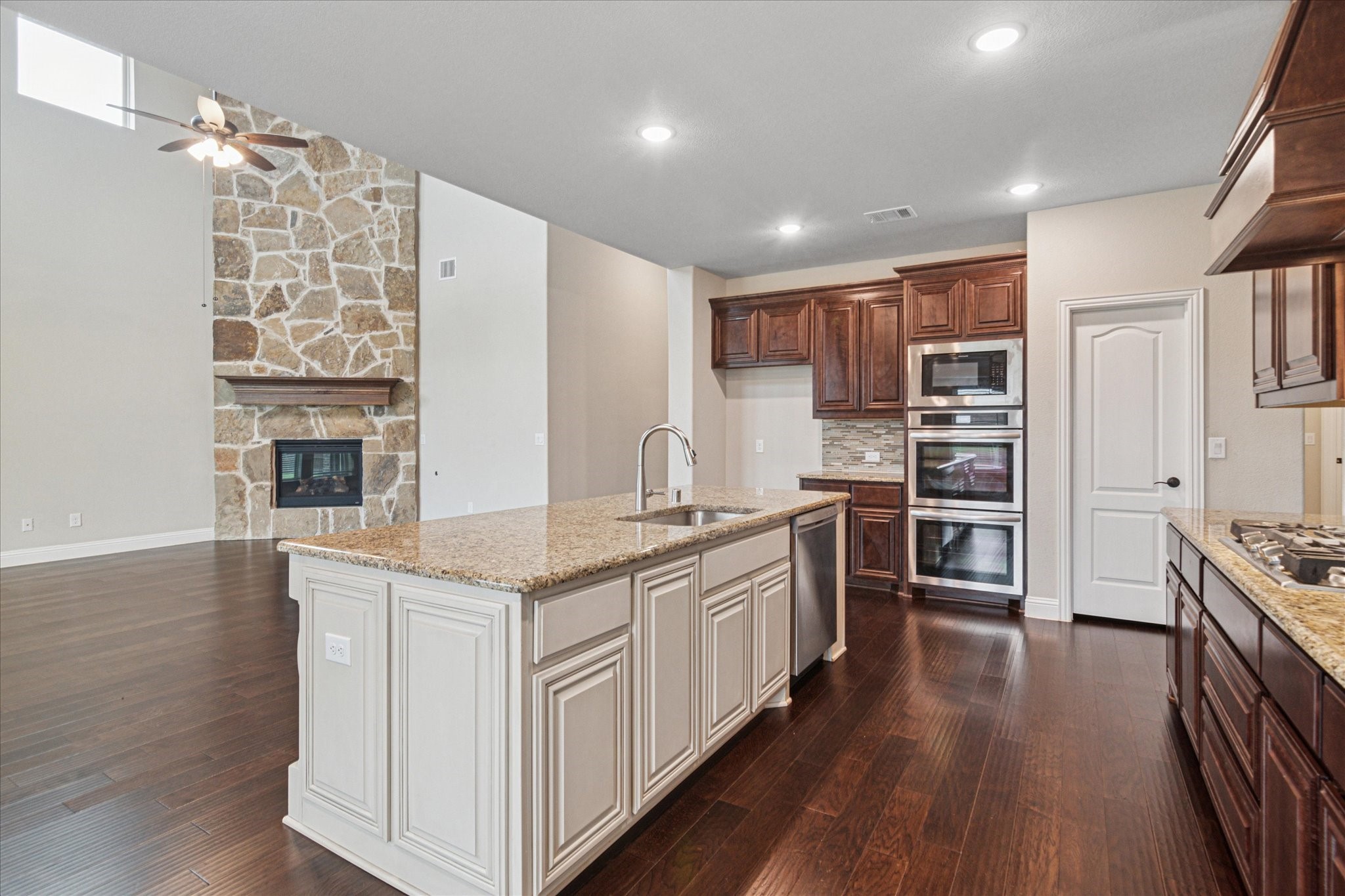 1702 Veneto Drive Mclendon Chisholm TX 75032