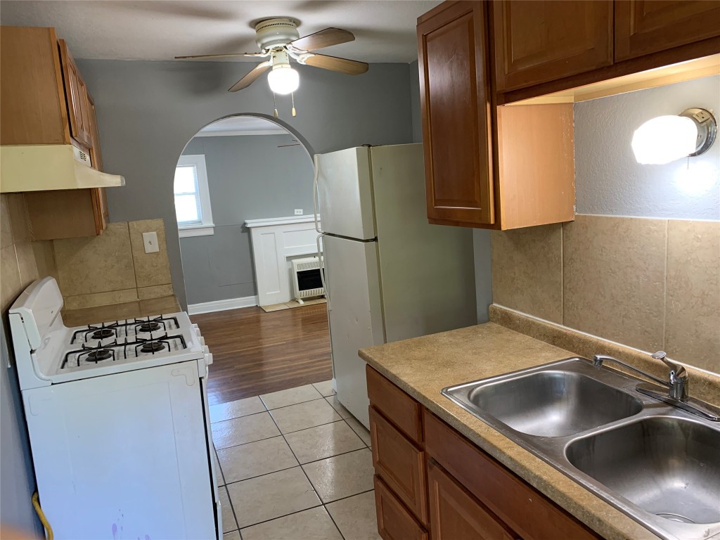 2815 Primrose Avenue Fort Worth TX 76111
