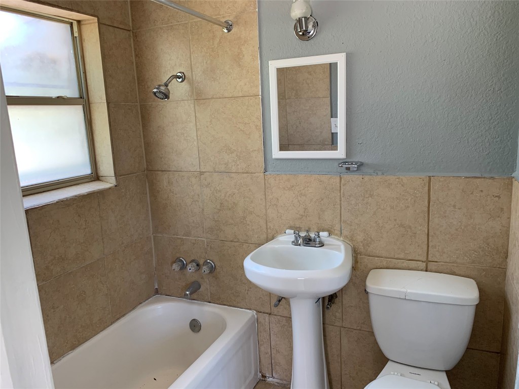2815 Primrose Avenue Fort Worth TX 76111