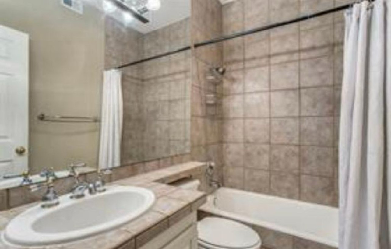 3208 Cole Avenue Dallas TX 75204