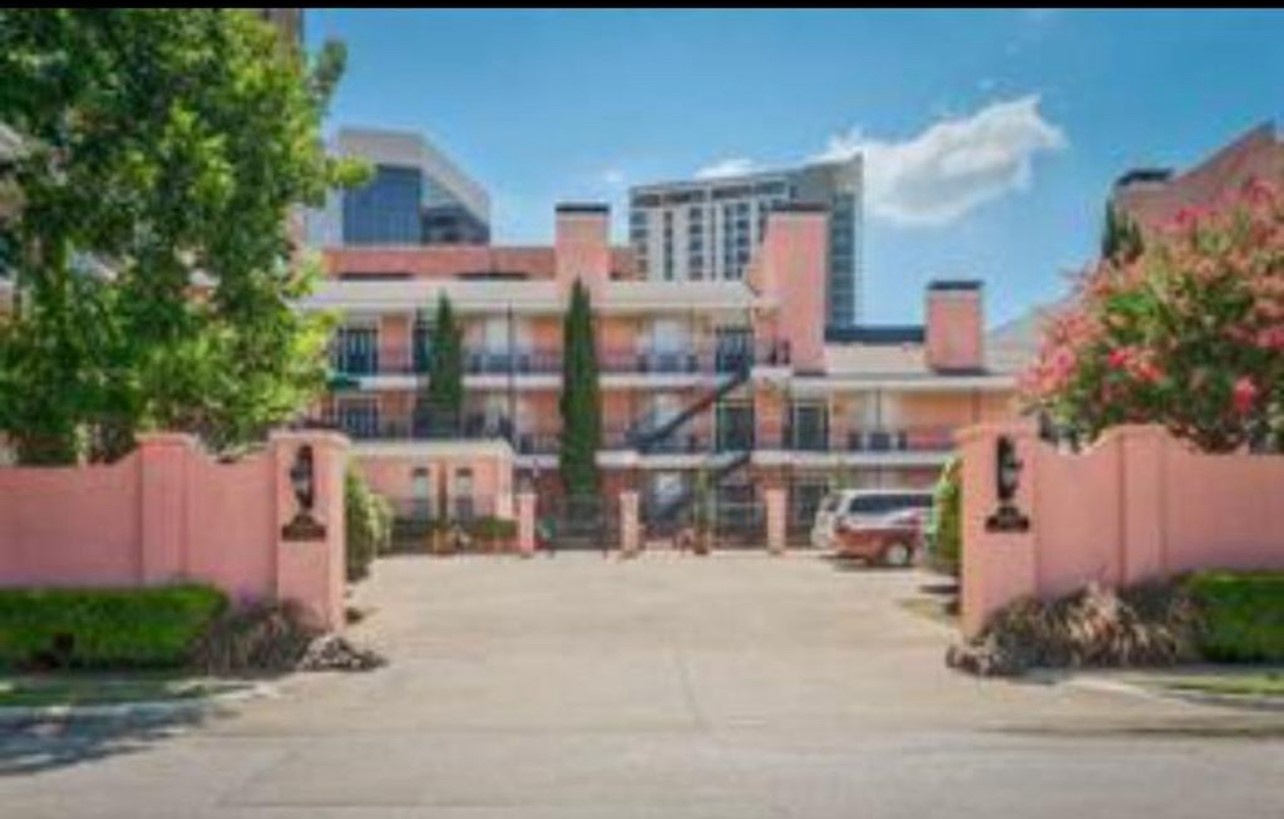 3208 Cole Avenue Dallas TX 75204