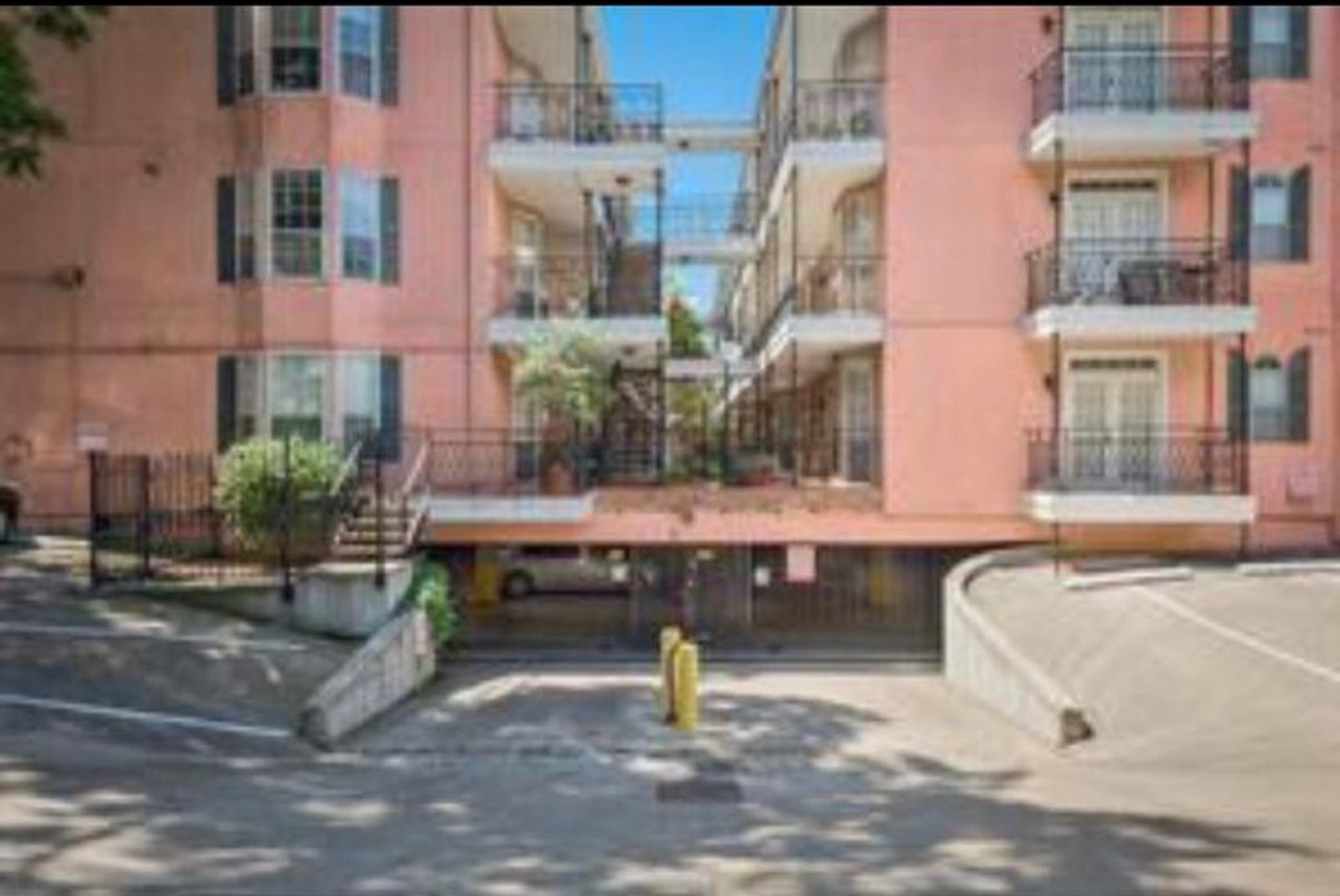 3208 Cole Avenue Dallas TX 75204