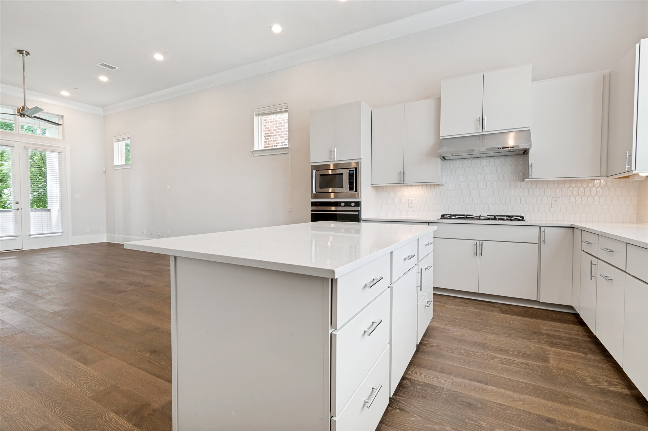4666 New Water Lane Dallas TX 75219