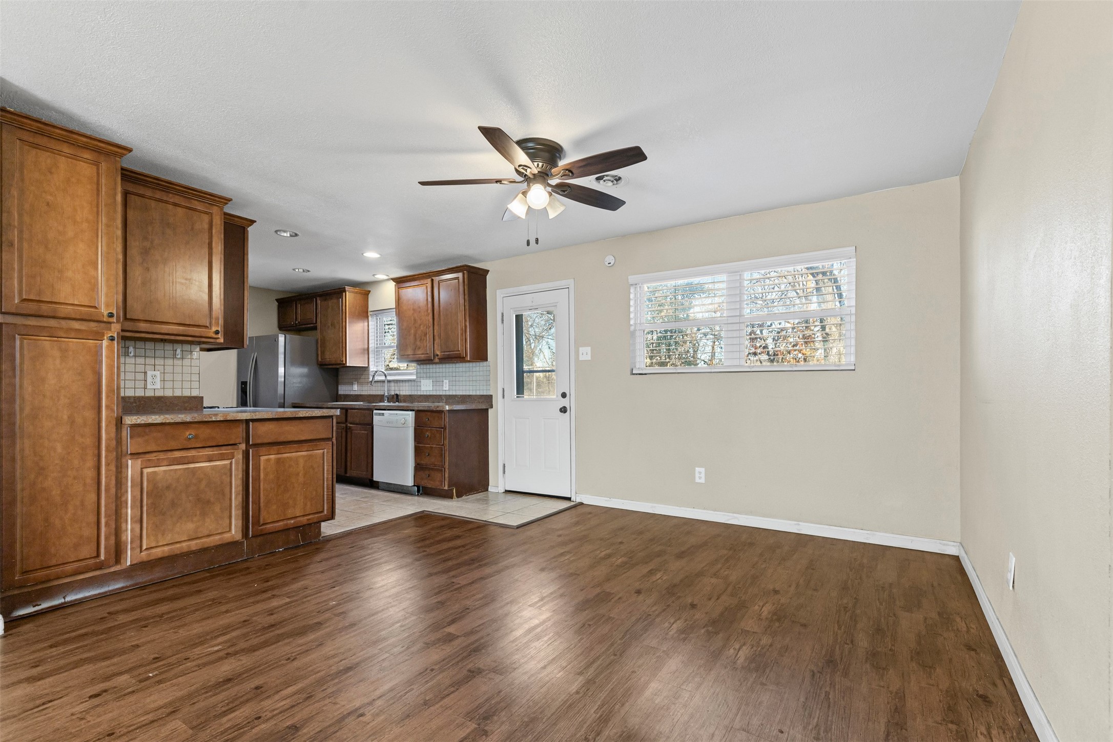 1001 Altamont Drive Fort Worth TX 76106