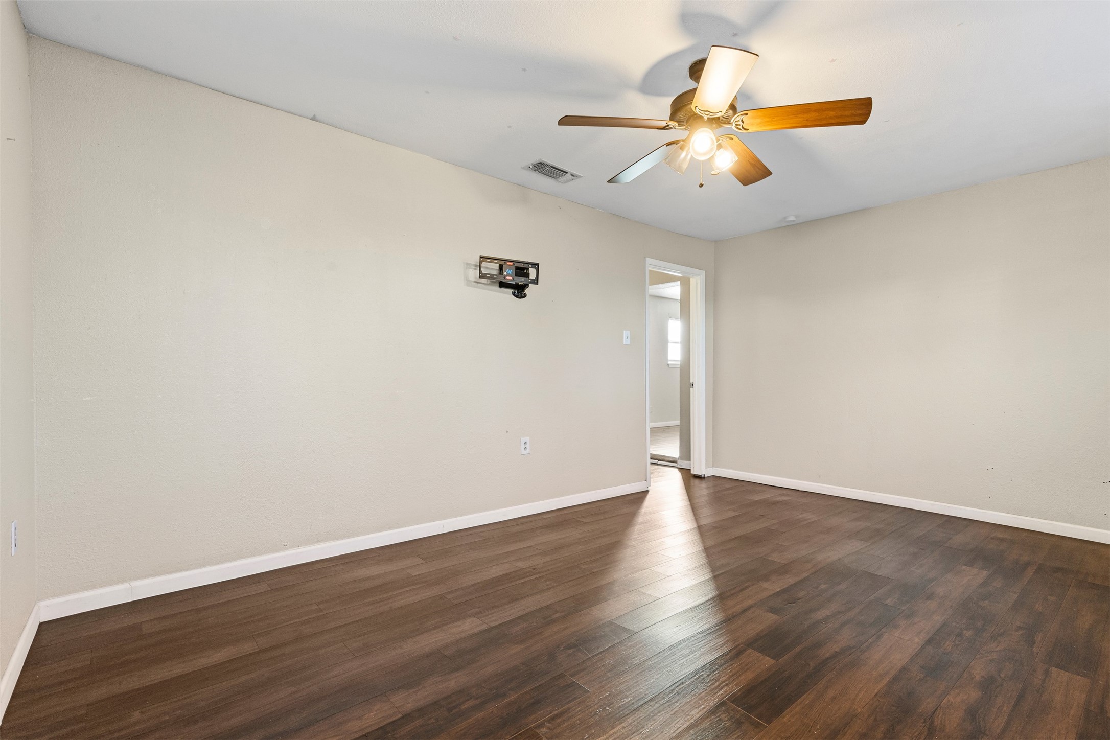 1001 Altamont Drive Fort Worth TX 76106