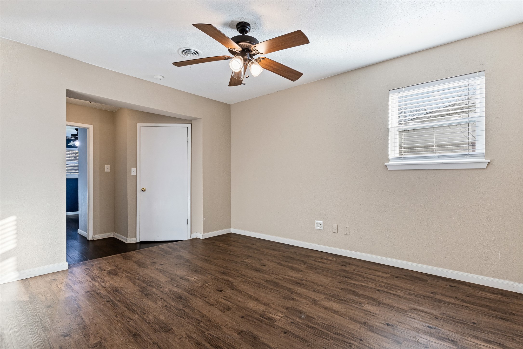 1001 Altamont Drive Fort Worth TX 76106