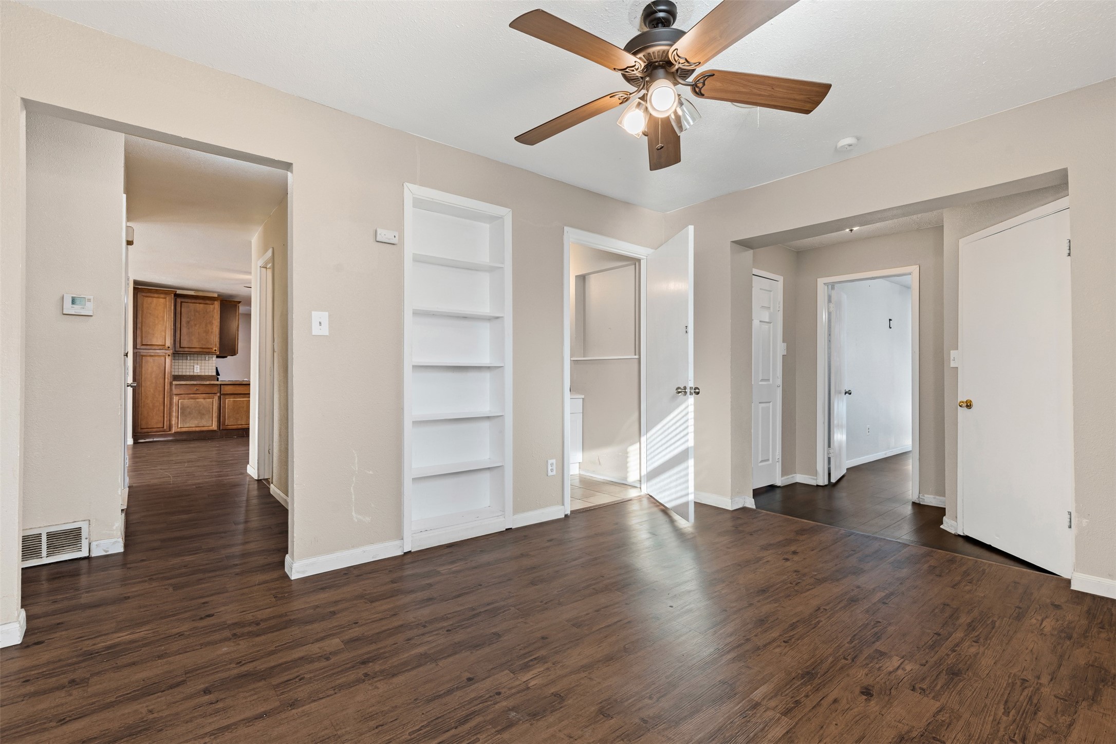 1001 Altamont Drive Fort Worth TX 76106