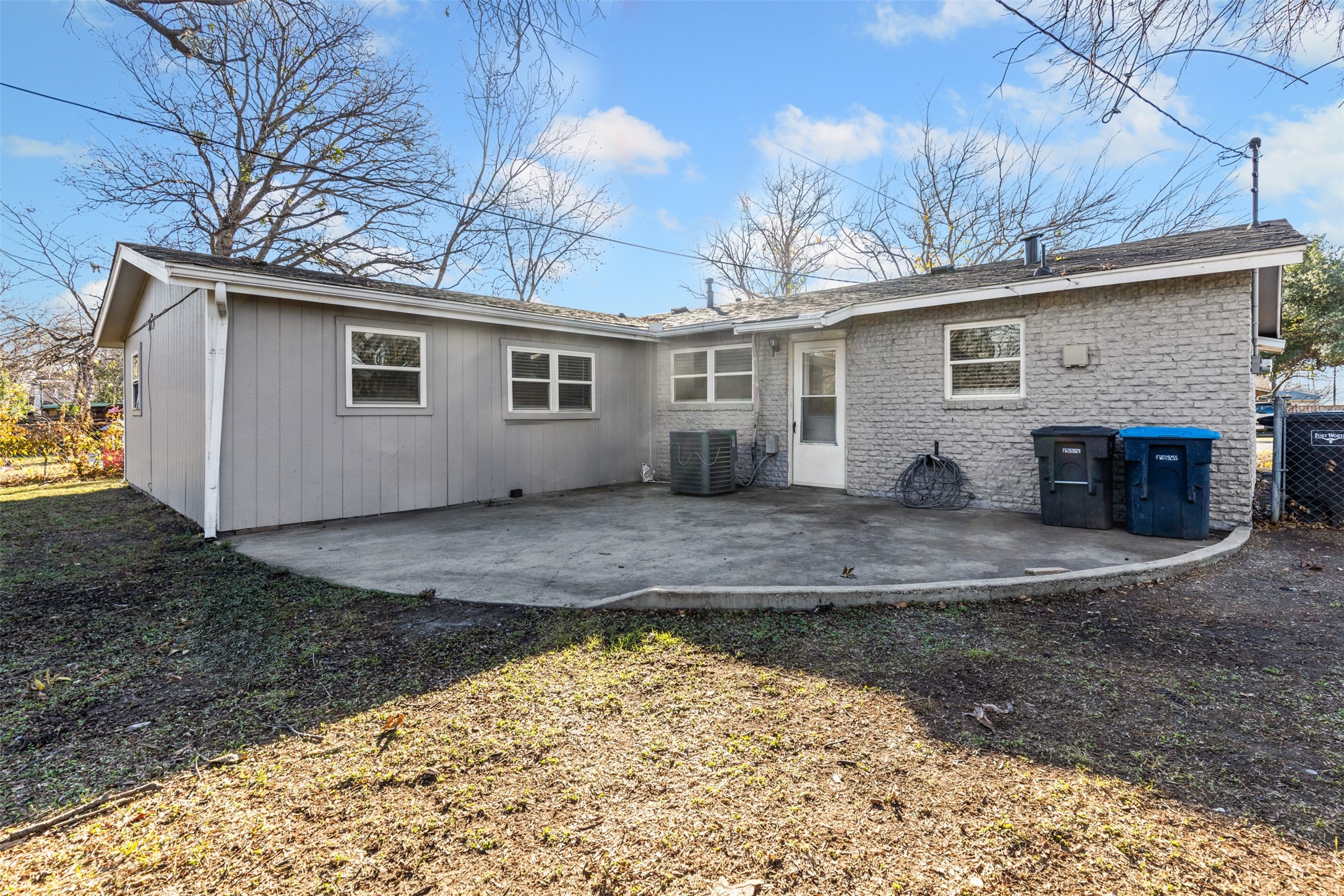 1001 Altamont Drive Fort Worth TX 76106