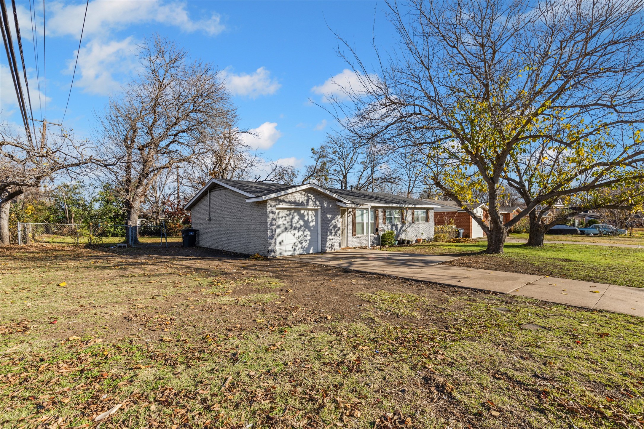 1001 Altamont Drive Fort Worth TX 76106