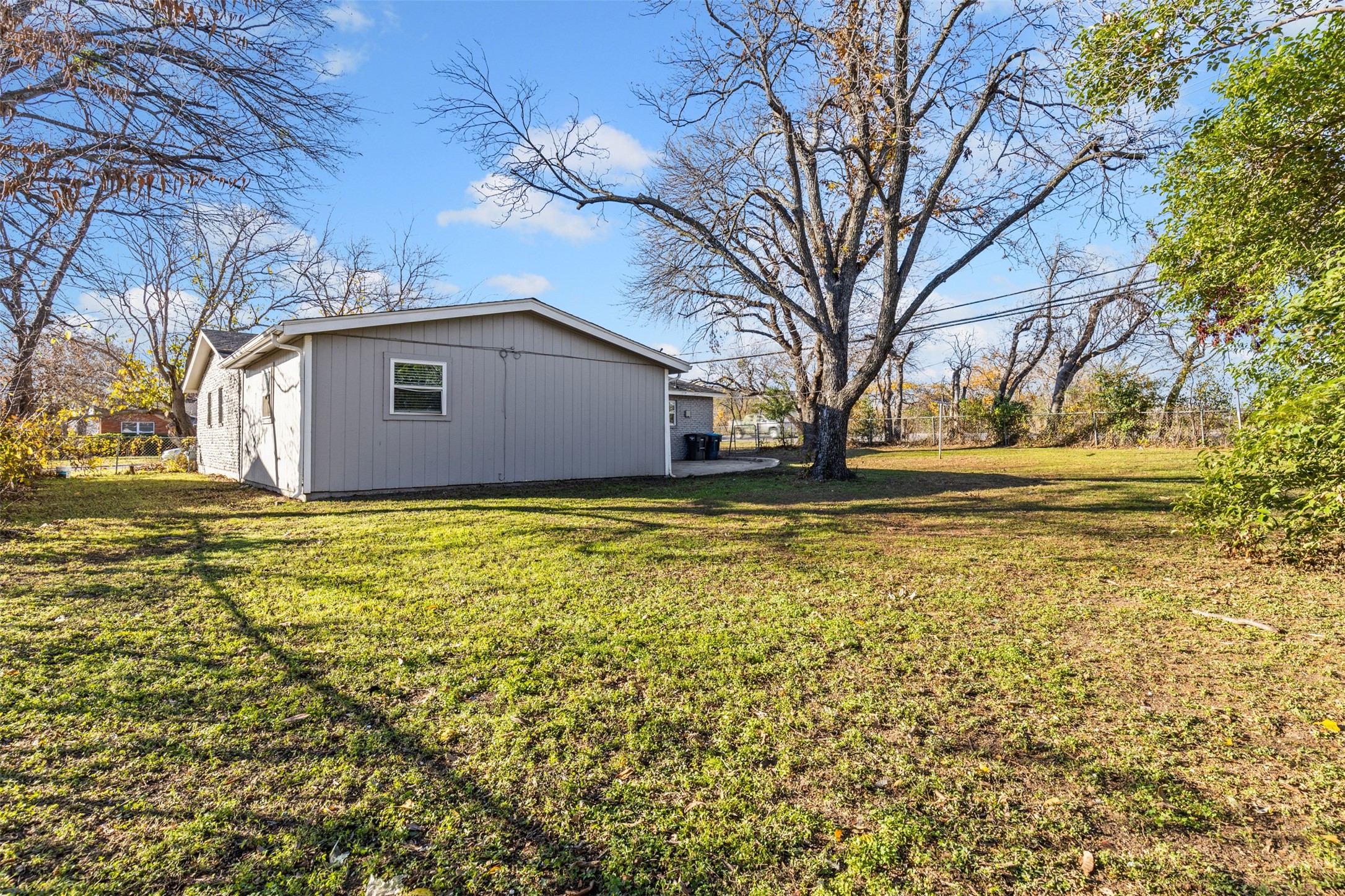 1001 Altamont Drive Fort Worth TX 76106