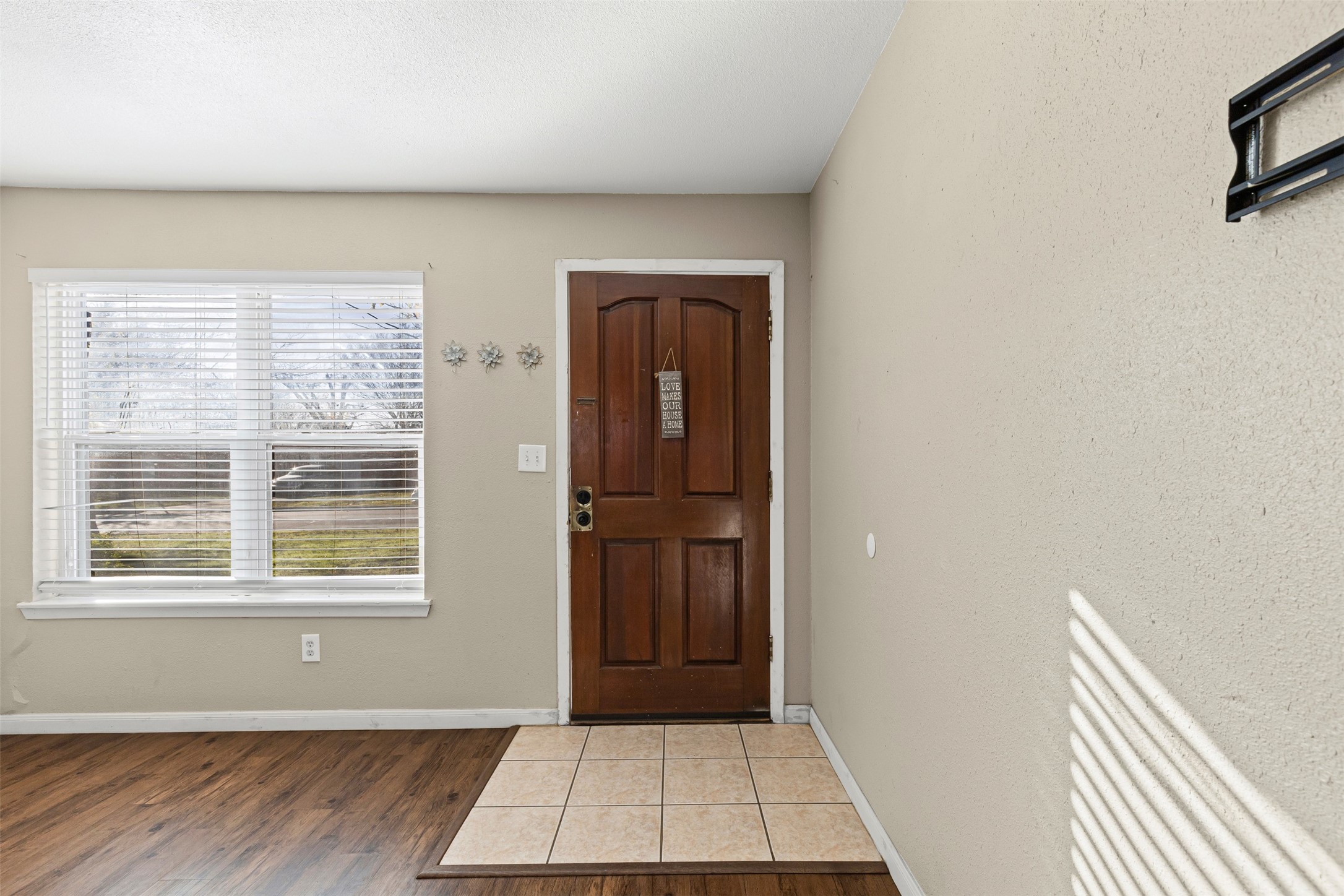1001 Altamont Drive Fort Worth TX 76106