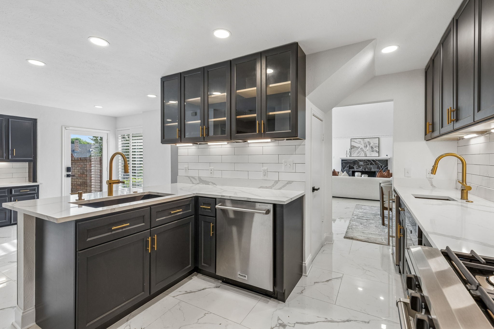 10541 Berry Knoll Drive Dallas TX 75230