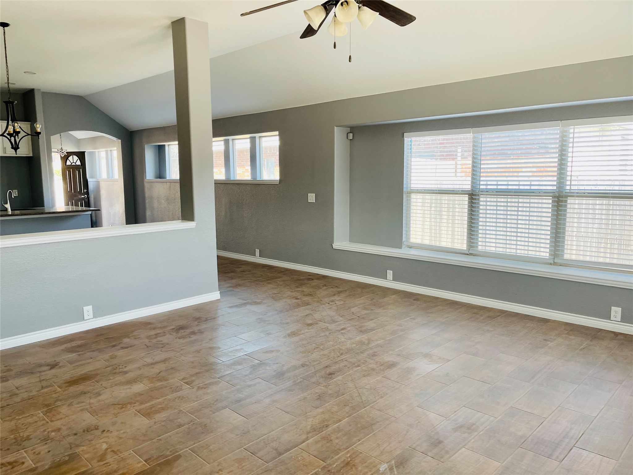 548 Kerry Street Crowley TX 76036
