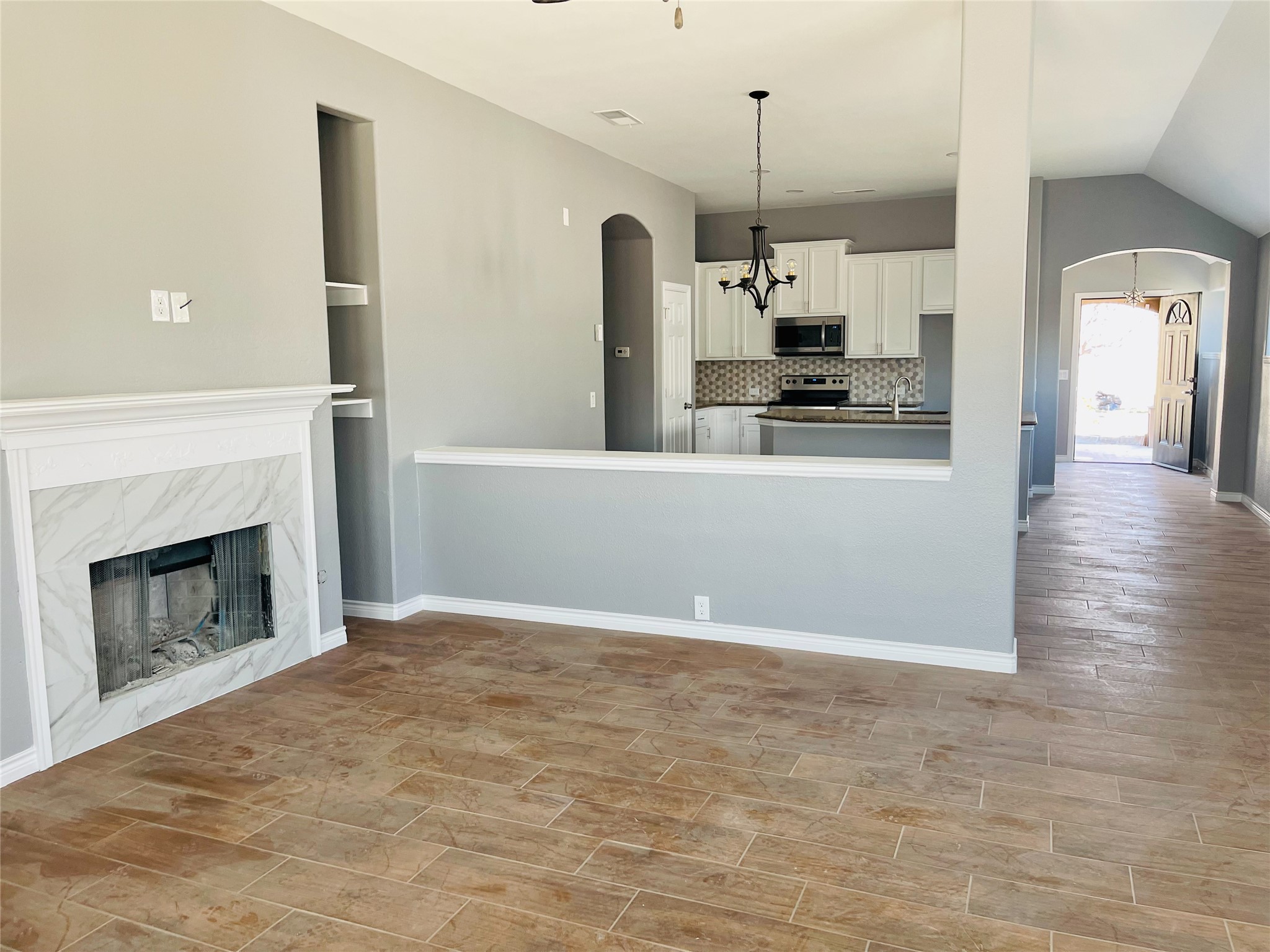 548 Kerry Street Crowley TX 76036