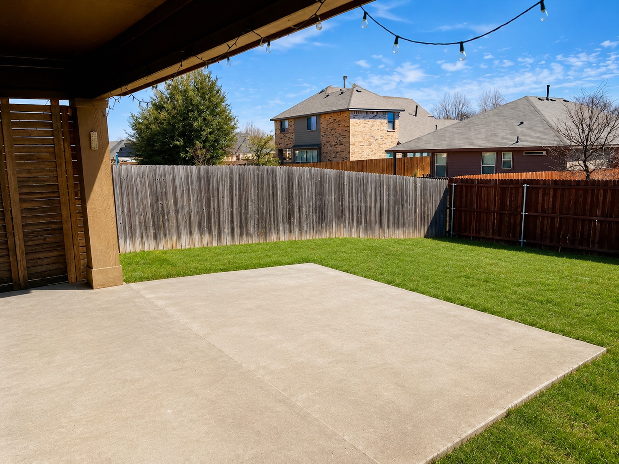 548 Kerry Street Crowley TX 76036