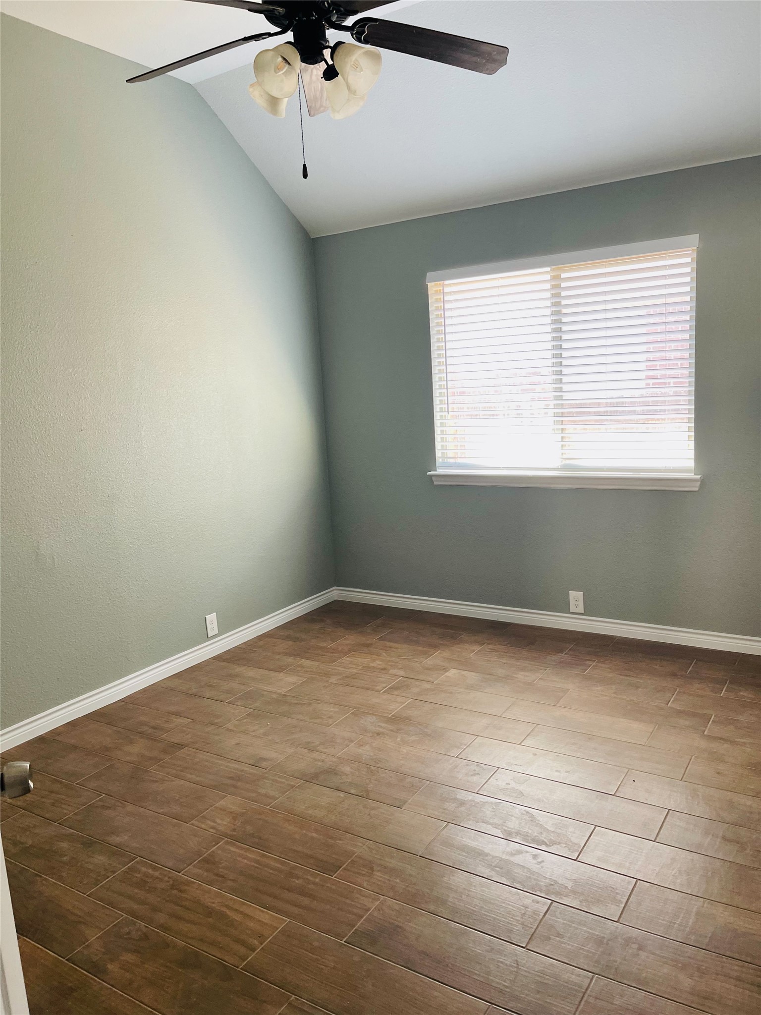 548 Kerry Street Crowley TX 76036