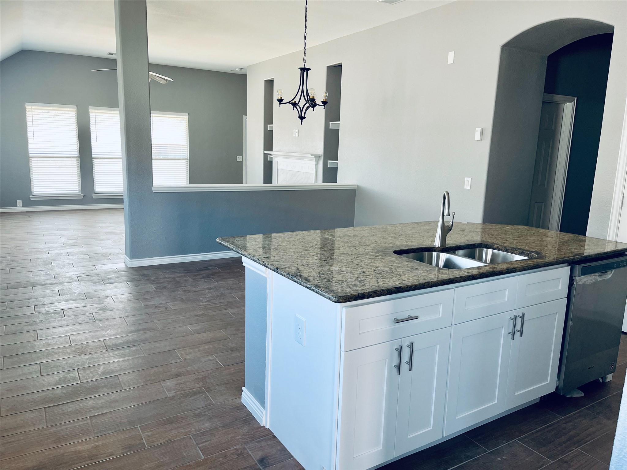 548 Kerry Street Crowley TX 76036