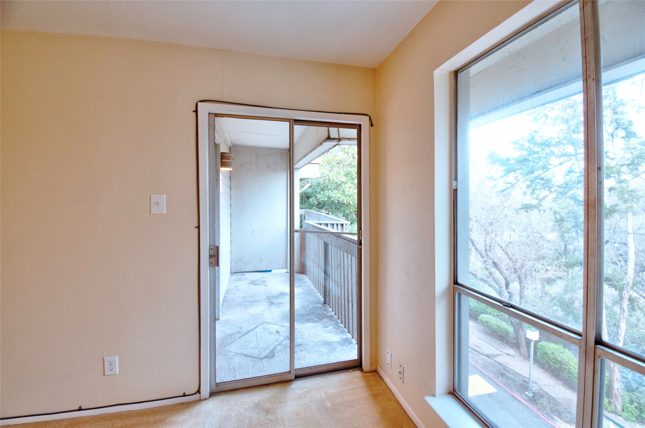 4837 Cedar Springs Road Dallas TX 75219