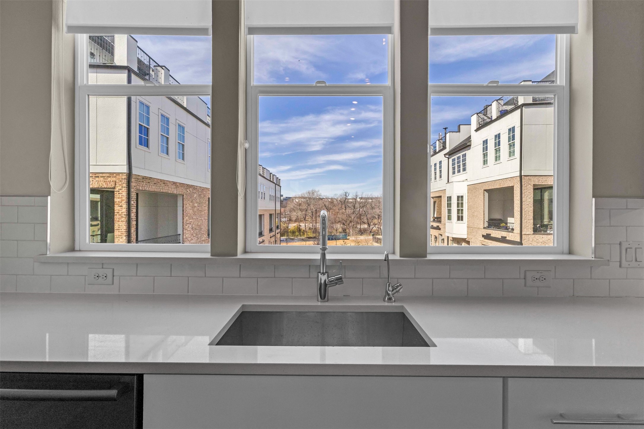2238 Alterbrook Lane Dallas TX 75219
