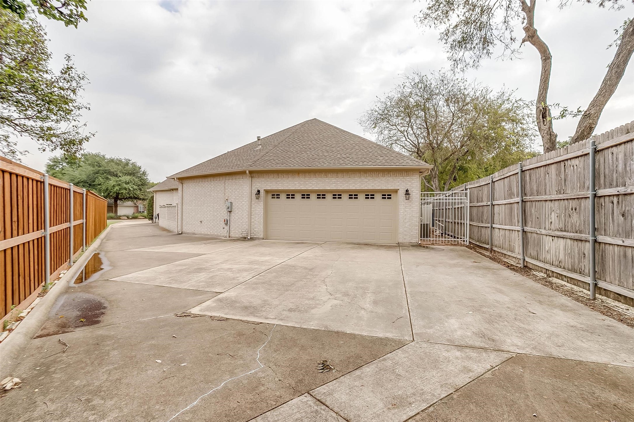 3312 Rivermoor Court Fort Worth TX 76116