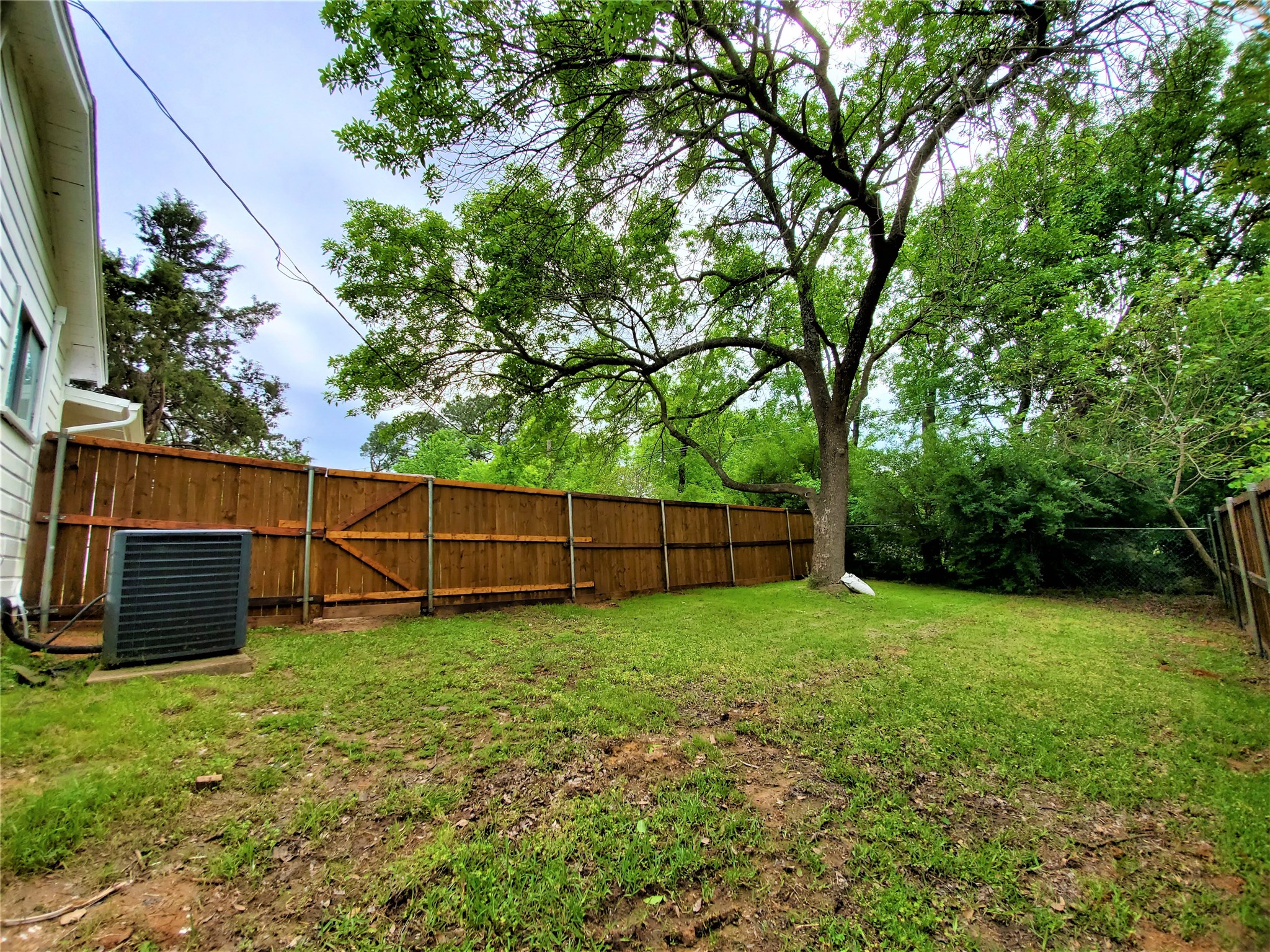 2115 Glenwood Lane Denton TX 76209