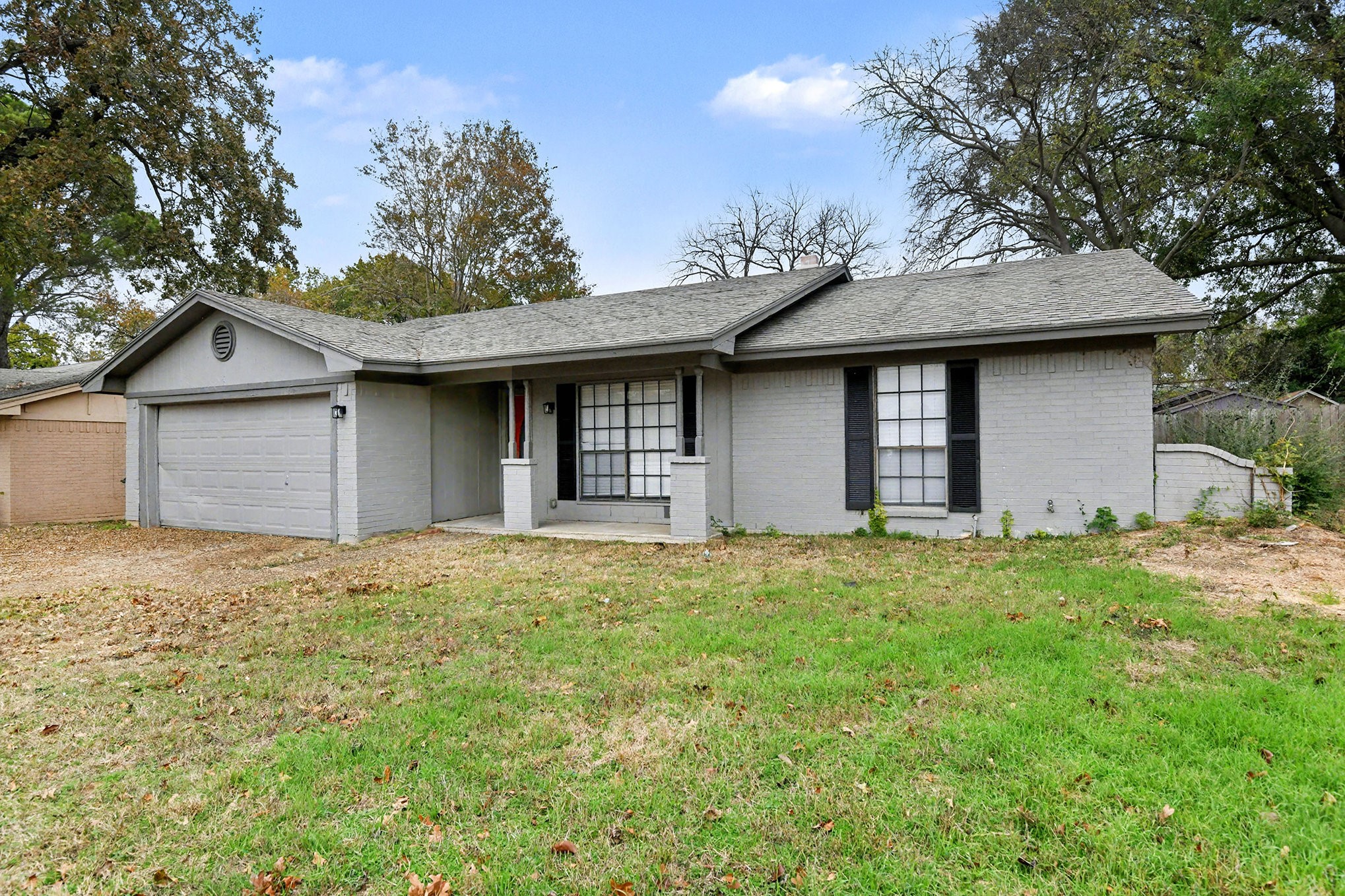 2705 Warren Lane Fort Worth TX 76112