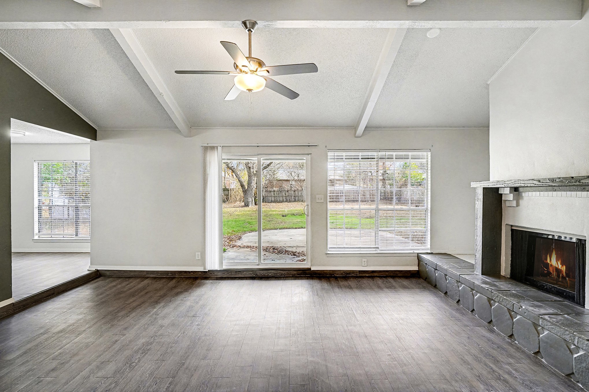 2705 Warren Lane Fort Worth TX 76112