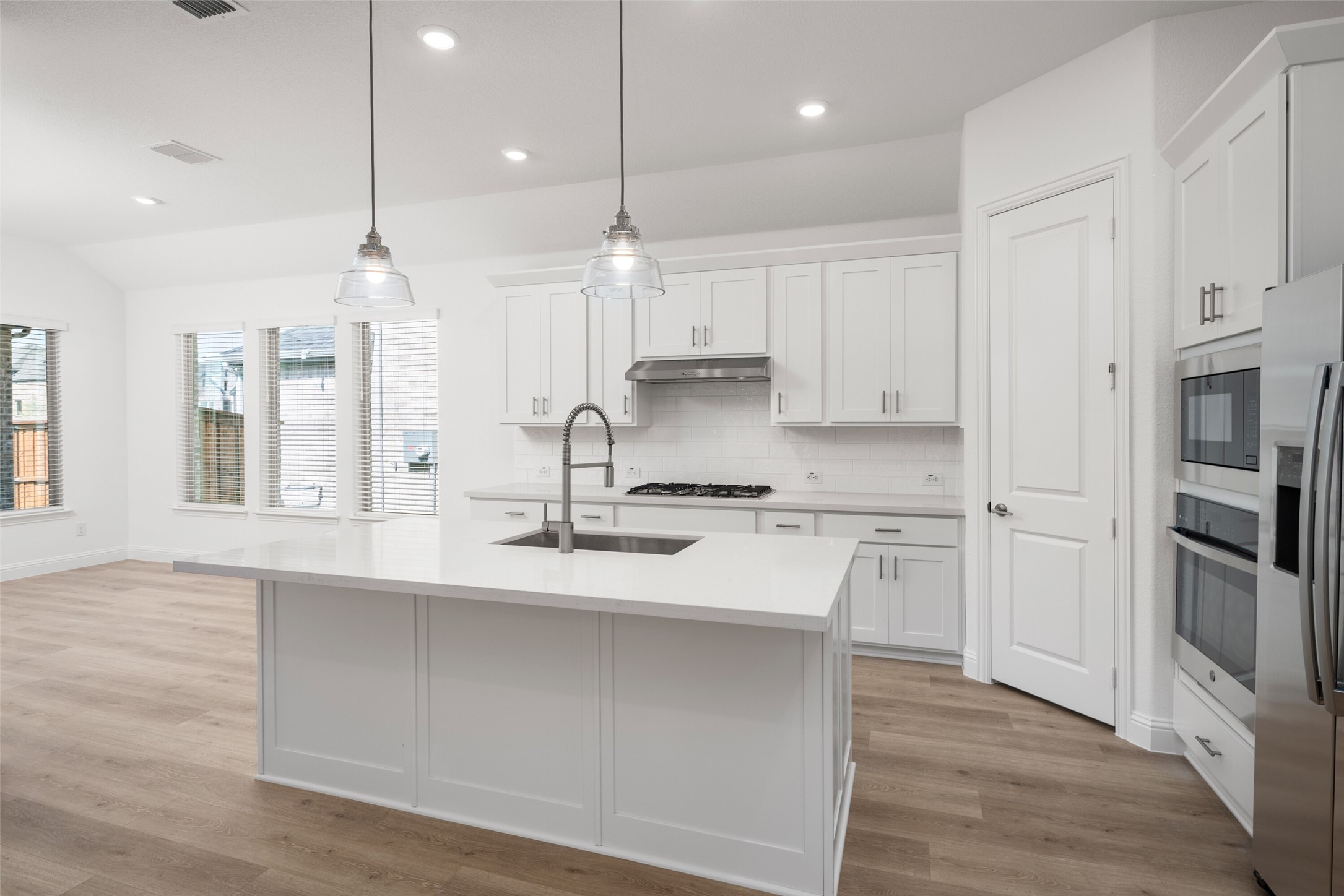 1733 Sugar Maple Mews Celina TX 75009