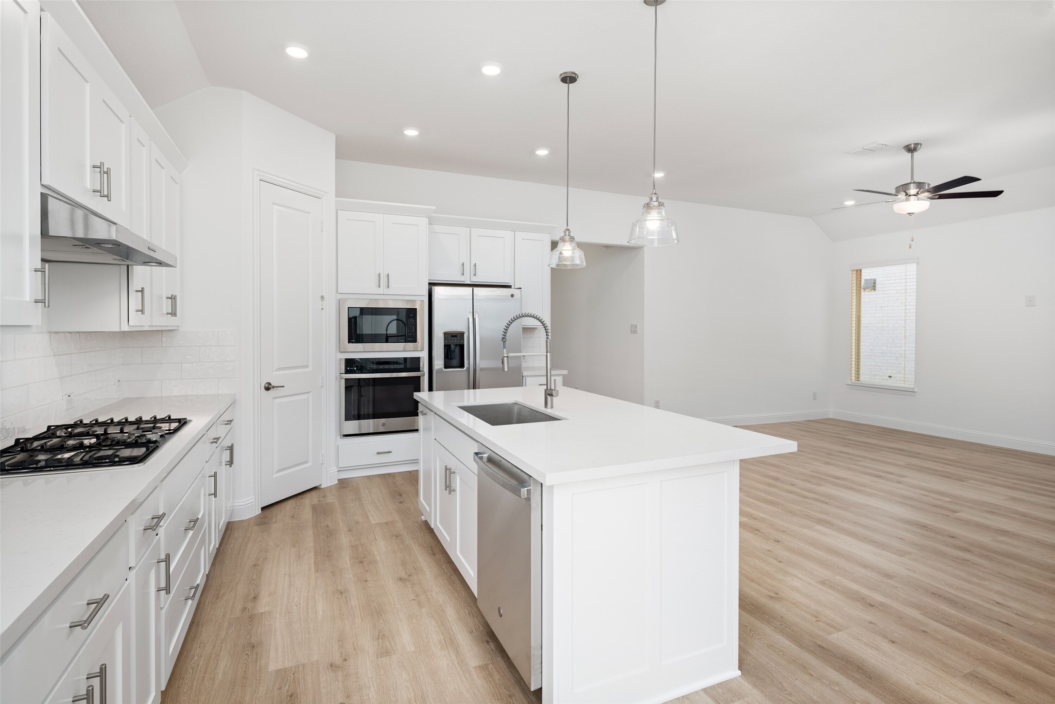 1733 Sugar Maple Mews Celina TX 75009