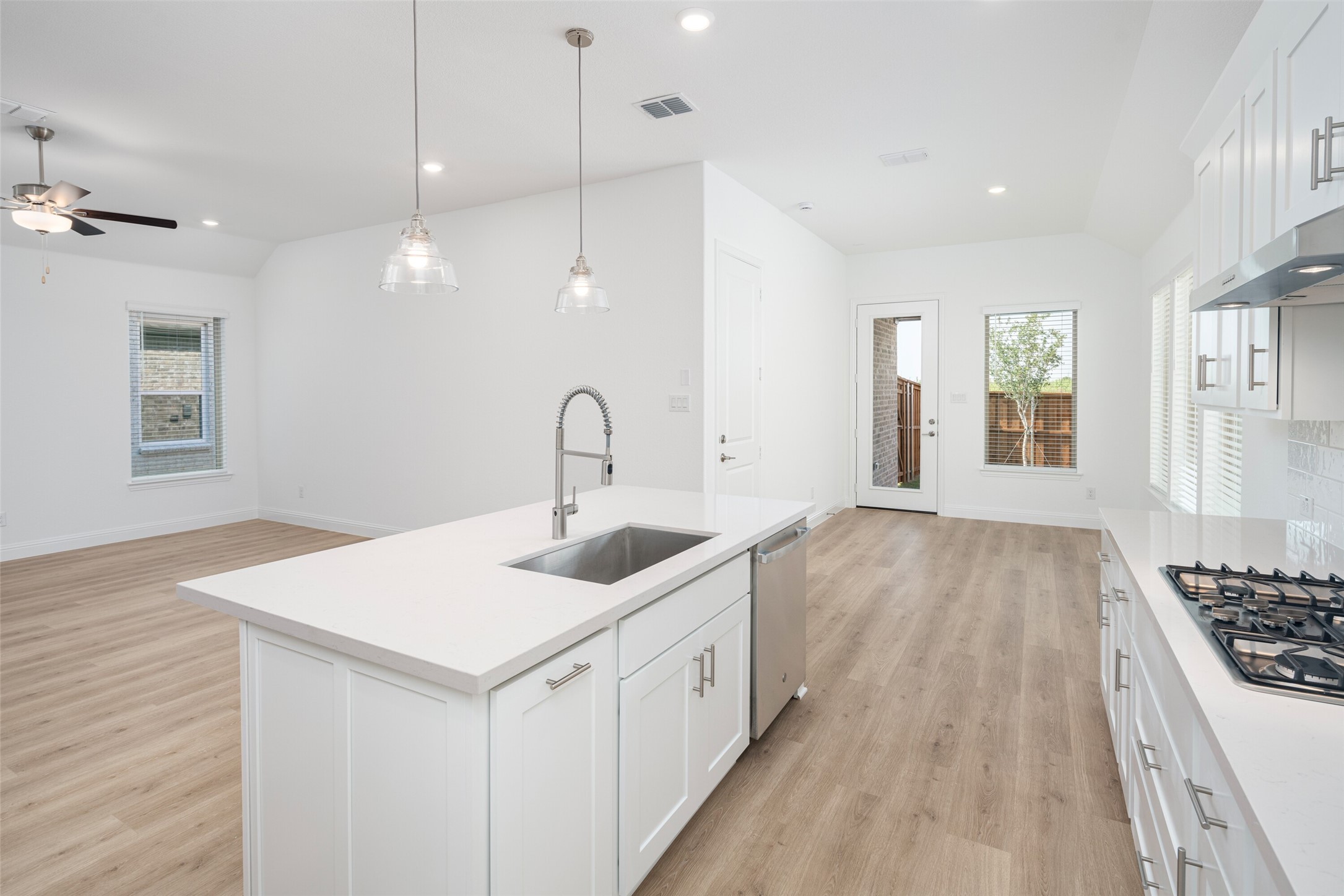 1733 Sugar Maple Mews Celina TX 75009