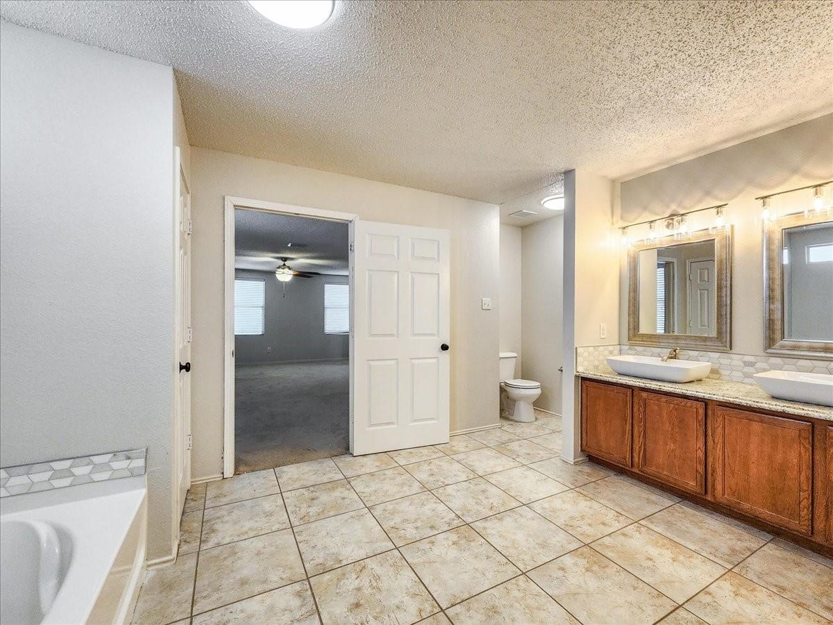 601 Jagera Way Arlington TX 76002