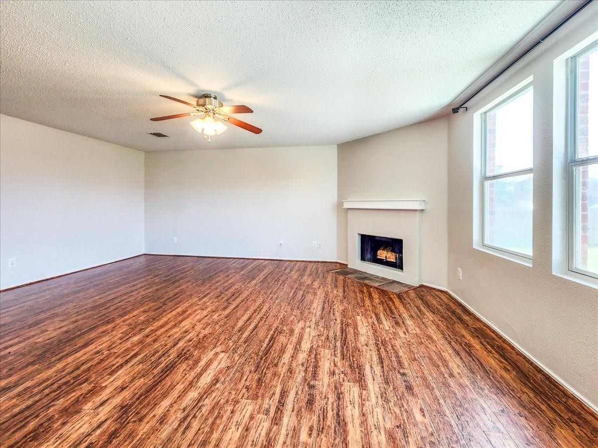 601 Jagera Way Arlington TX 76002