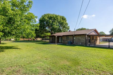 112 J L Brazzil Loop Waco TX 76705