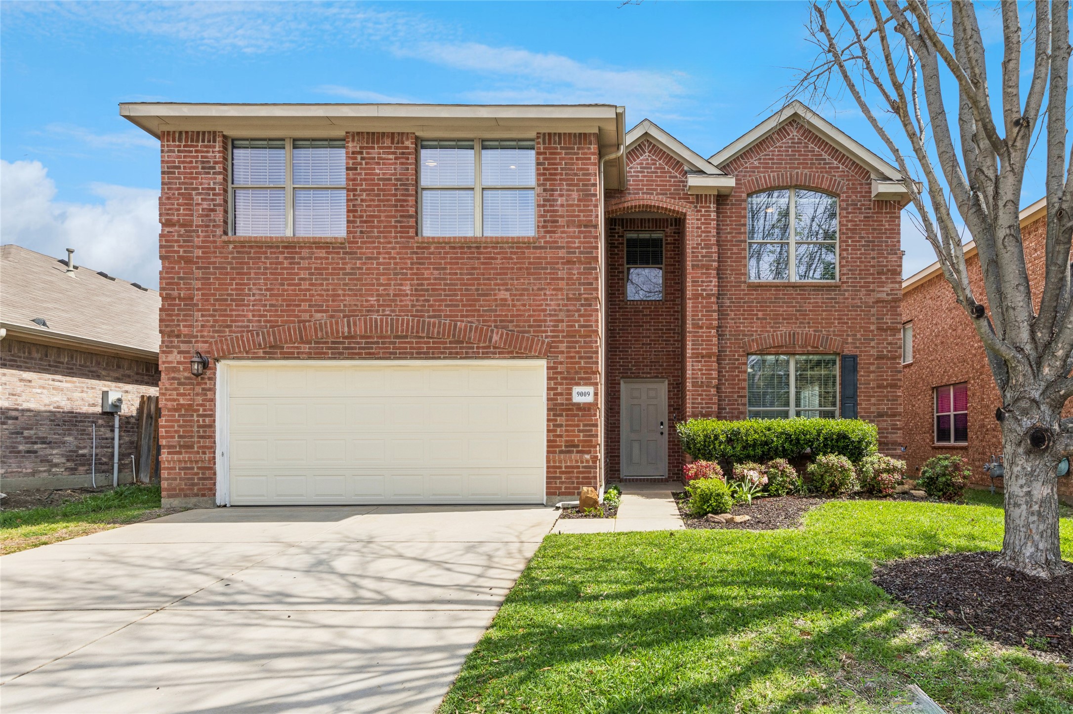 9009 Water Oak Drive Arlington TX 76002